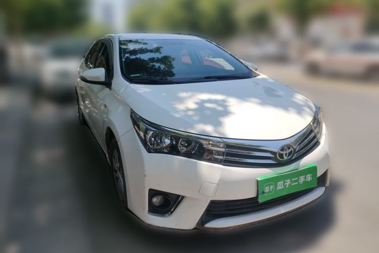 Used Toyota Corolla 2017 Revised Version 1.6L S-CVT GL Front Right 45 Deg
