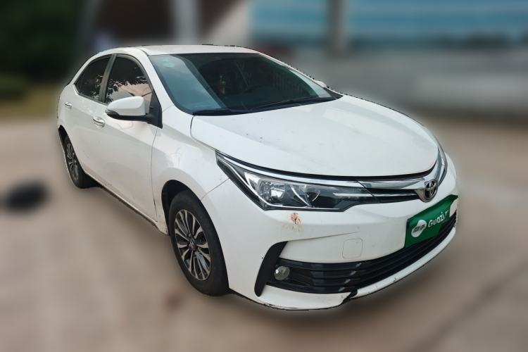 Used Toyota Corolla 2017 Revised Version 1.2T S-CVT GL Front Right 45 Deg