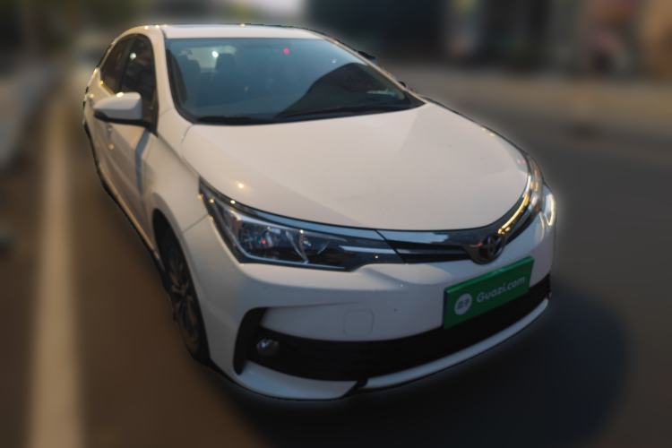 Used Toyota Corolla 2017 Revised Version 1.2T S-CVT GL-i Front Right 45 Deg