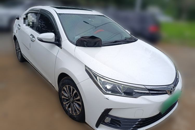 Used Toyota Corolla 2017 Revised Version 1.2T S-CVT GL-i Front Right 45 Deg