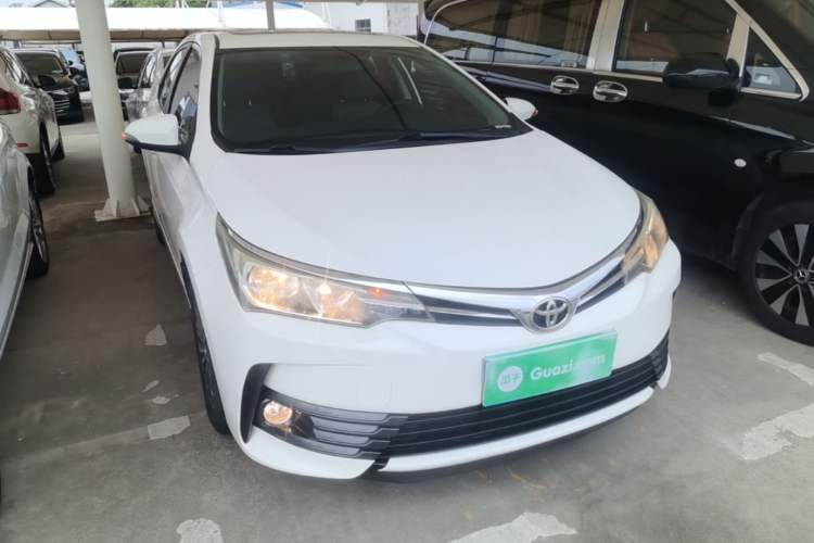 Used Toyota Corolla 2017 Revised Version 1.2T S-CVT GL-i Front Right 45 Deg