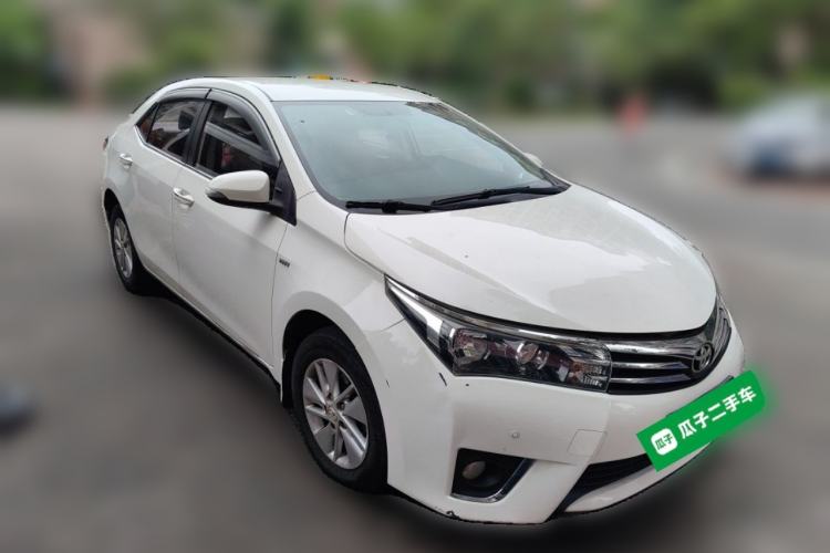 Used Toyota Corolla 2017 1.6L CVT GL Front Right 45 Deg