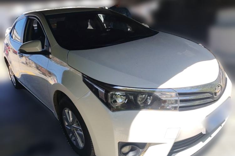 Used Toyota Corolla 2017 1.6L CVT GL Front Right 45 Deg