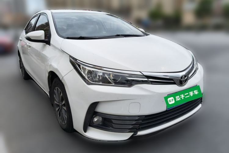 Used Toyota Corolla 2017 Revised Version 1.2T S-CVT GL Front Right 45 Deg
