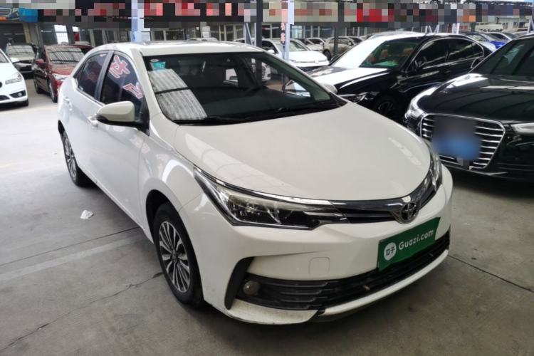 Used Toyota Corolla 2017 Revised Version 1.2T S-CVT GL-i Front Right 45 Deg