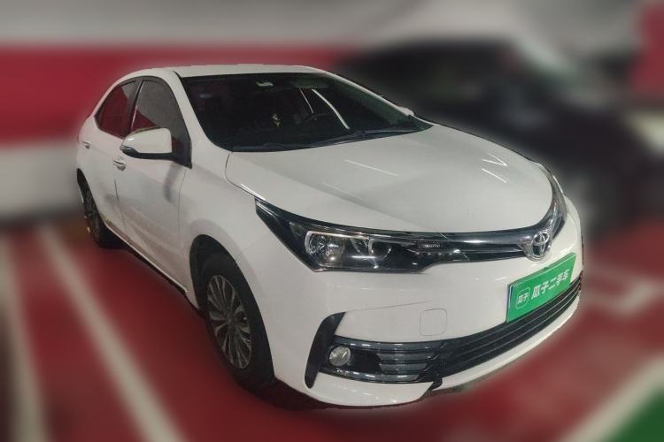 Used Toyota Corolla 2017 Revised Version 1.2T S-CVT GL Front Right 45 Deg