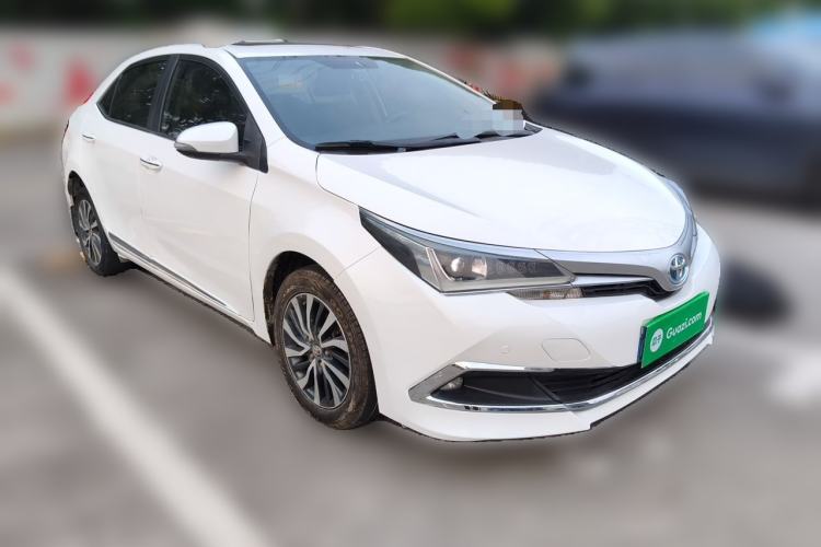 Used Toyota Corolla 2017 Revised Dual-Engine 1.8L E-CVT Elite Edition Front Right 45 Deg