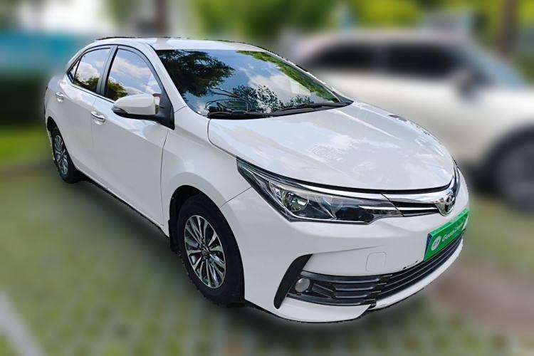 Used Toyota Corolla 2017 Revised Version 1.2T S-CVT GL Front Right 45 Deg