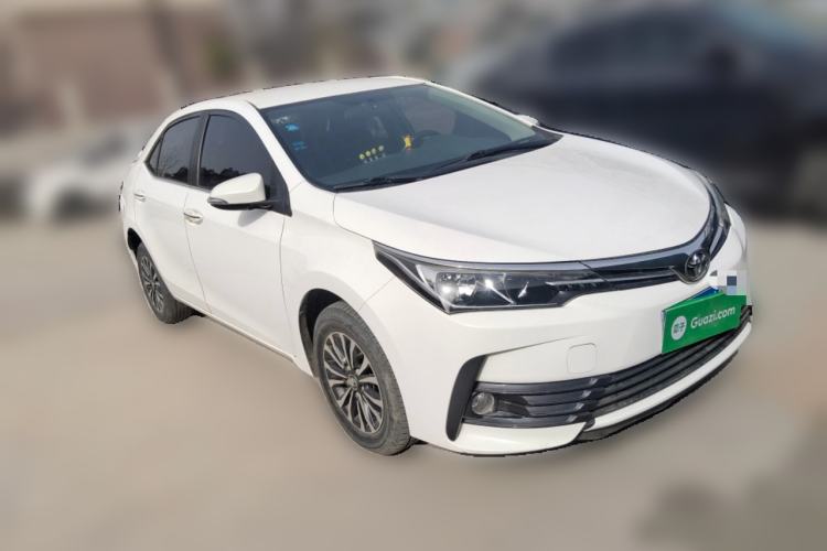 Used Toyota Corolla 2017 Revised Version 1.2T S-CVT GL Front Right 45 Deg