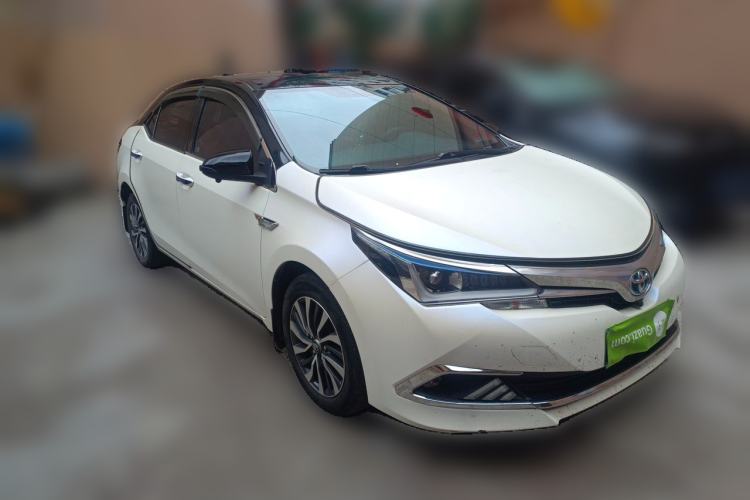 Used Toyota Corolla 2017 Revised Dual-Engine 1.8L E-CVT Leading Edition Front Right 45 Deg
