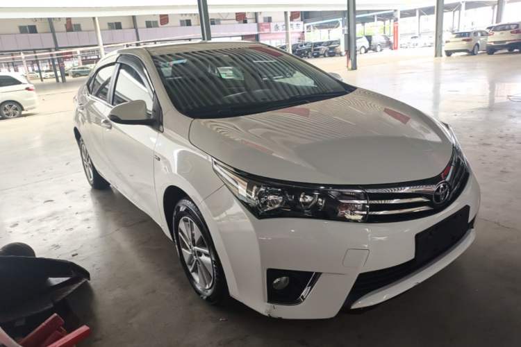 Used Toyota Corolla 2017 Revised Version 1.6L S-CVT GL Front Right 45 Deg