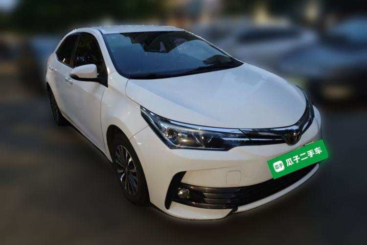 Used Toyota Corolla 2017 Revised Version 1.2T S-CVT GL Front Right 45 Deg