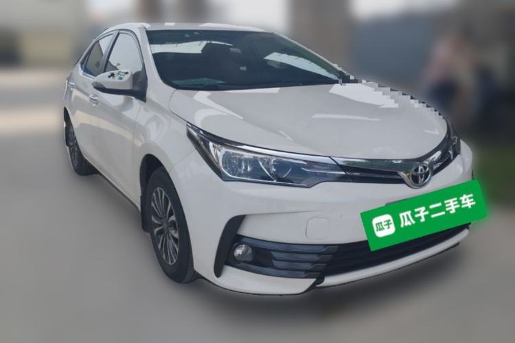 Used Toyota Corolla 2017 Revised Version 1.2T S-CVT GL Front Right 45 Deg
