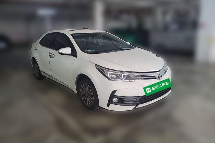 Used Toyota Corolla 2017 Revised Version 1.2T S-CVT GL-i Front Right 45 Deg
