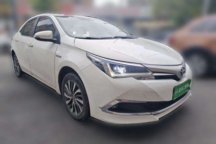 Used Toyota Corolla 2017 Revised Dual-Engine 1.8L E-CVT Leading Edition Front Right 45 Deg