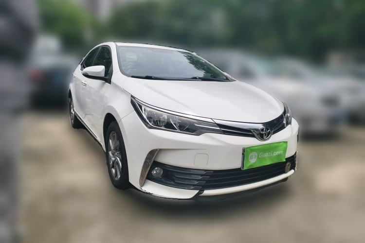 Used Toyota Corolla 2017 Revised Version 1.2T S-CVT GL-i Leather Edition Front Right 45 Deg