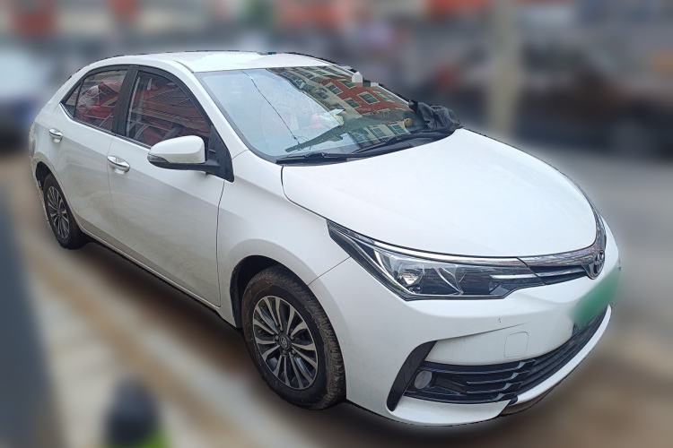 Used Toyota Corolla 2017 Revised Version 1.2T S-CVT GL Front Right 45 Deg