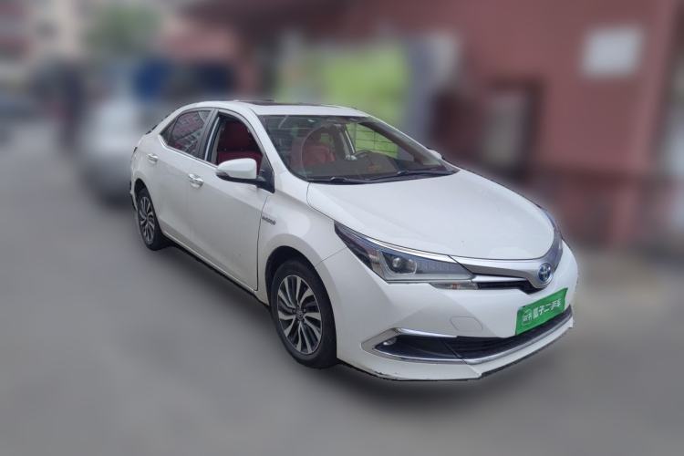 Used Toyota Corolla 2017 Revised Dual-Engine 1.8L E-CVT Leading Edition Front Right 45 Deg