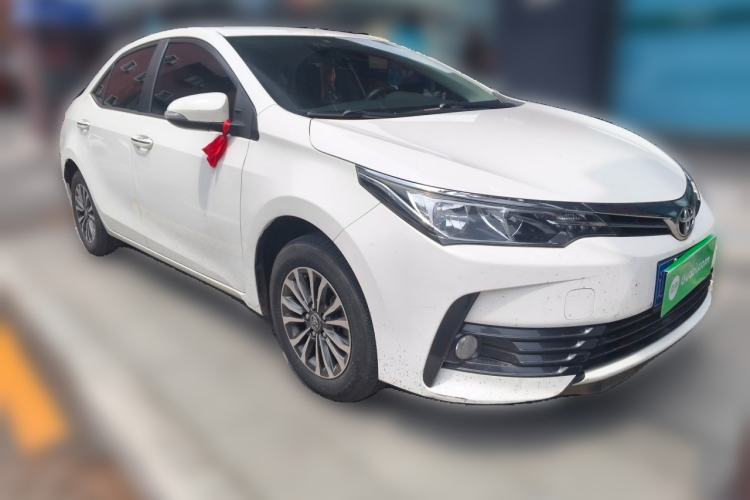 Used Toyota Corolla 2017 Revised Version 1.2T S-CVT GL Front Right 45 Deg