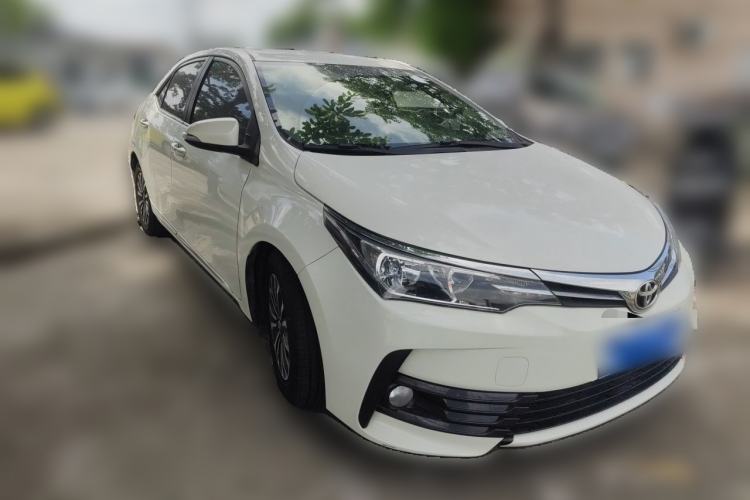 Used Toyota Corolla 2017 Revised Version 1.2T S-CVT GL-i Front Right 45 Deg