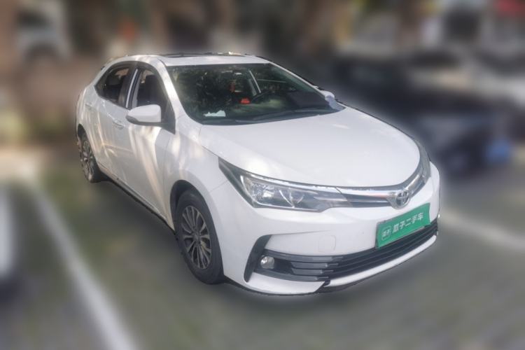 Used Toyota Corolla 2017 Revised Version 1.2T S-CVT GL-i Front Right 45 Deg