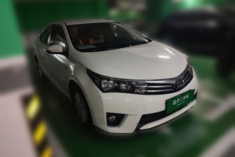 Used Toyota Corolla 2017 Revised Version 1.6L S-CVT GL Front Right 45 Deg