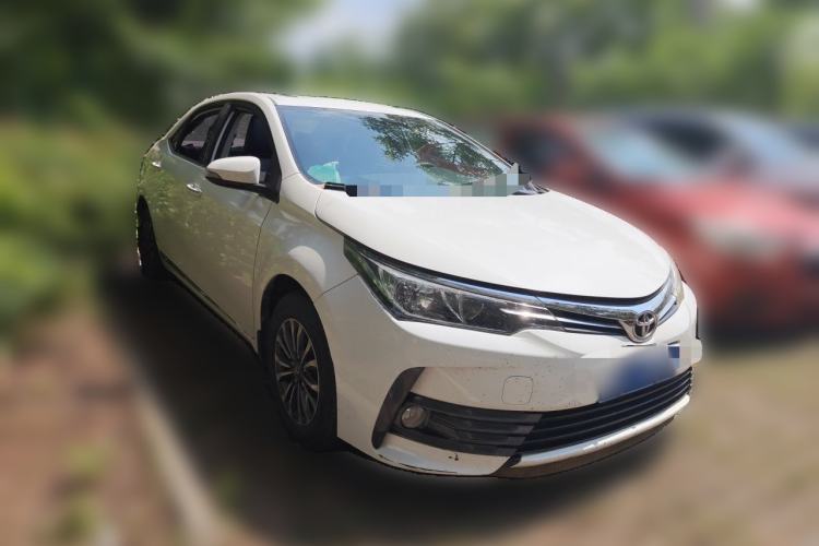 Used Toyota Corolla 2017 Revised Version 1.2T S-CVT GL-i Front Right 45 Deg