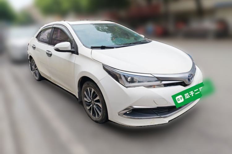 Used Toyota Corolla 2017 Revised Dual-Engine 1.8L E-CVT Leading Edition Front Right 45 Deg