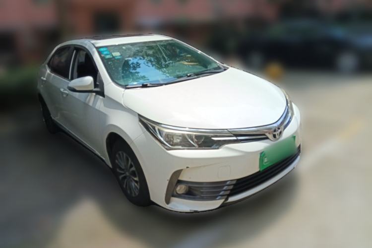 Used Toyota Corolla 2017 Revised Version 1.2T S-CVT GL-i Front Right 45 Deg