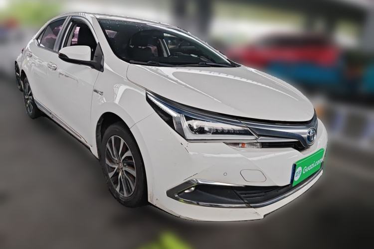 Used Toyota Corolla 2017 Revised Dual-Engine 1.8L E-CVT Elite Edition Front Right 45 Deg