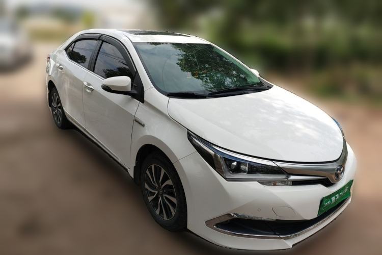 Used Toyota Corolla 2017 Revised Dual-Engine 1.8L E-CVT Elite Edition Front Right 45 Deg