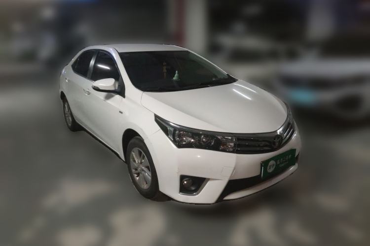 Used Toyota Corolla 2017 1.6L CVT GL Front Right 45 Deg