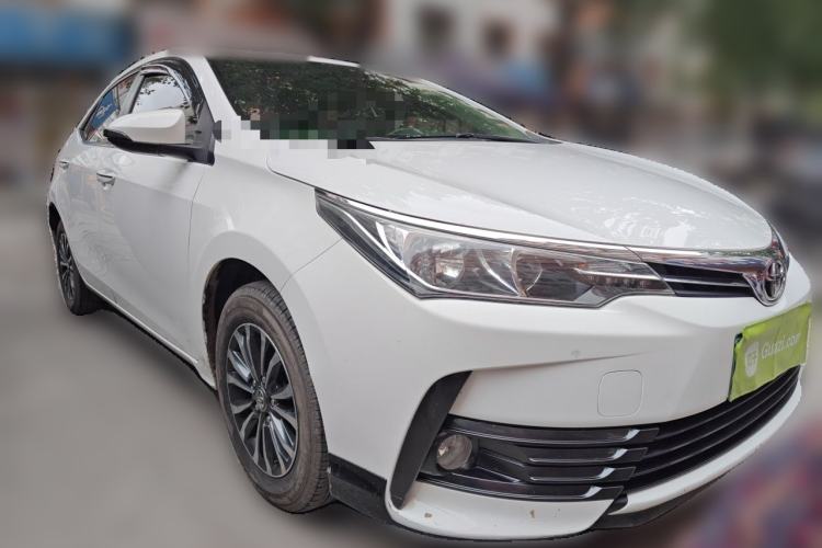 Used Toyota Corolla 2017 Revised Version 1.2T S-CVT GL Front Right 45 Deg