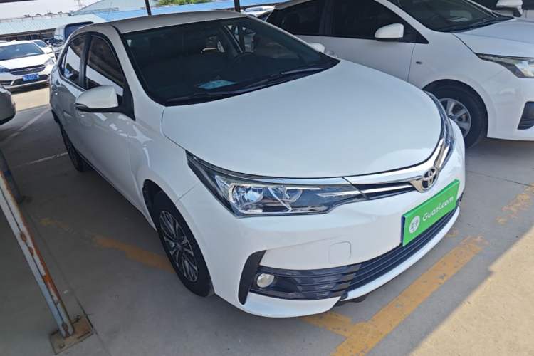 Used Toyota Corolla 2017 Revised Version 1.2T S-CVT GL Front Right 45 Deg