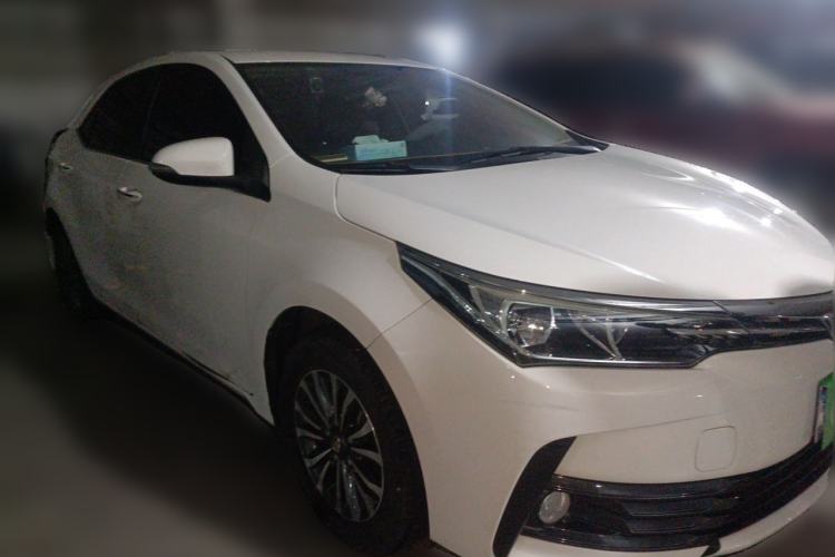 Used Toyota Corolla 2017 1.2T CVT GL Front Right 45 Deg