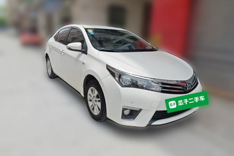 Used Toyota Corolla 2017 1.6L CVT GL Front Right 45 Deg