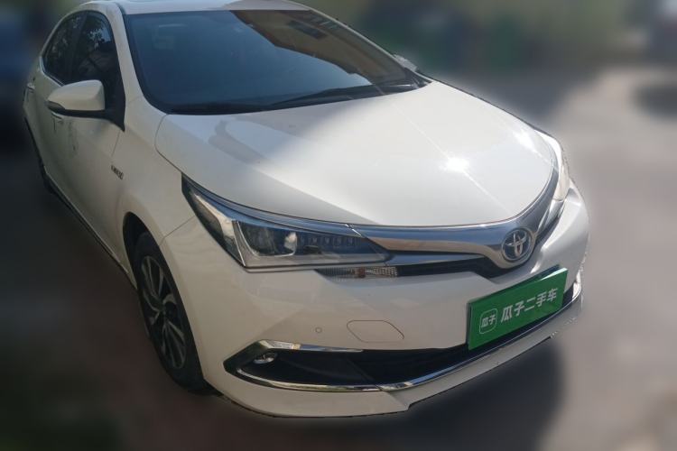 Used Toyota Corolla 2017 Revised Dual-Engine 1.8L E-CVT Elite Edition Front Right 45 Deg