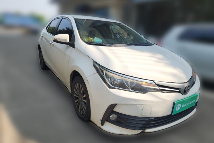Used Toyota Corolla 2017 Revised Version 1.2T S-CVT GL Front Right 45 Deg