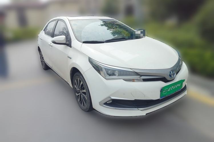 Used Toyota Corolla 2017 Revised Dual-Engine 1.8L E-CVT Elite Edition Front Right 45 Deg