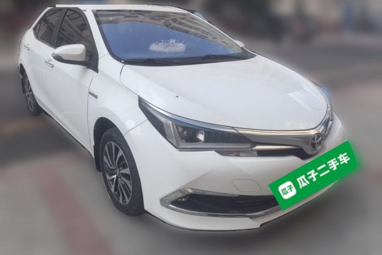 Used Toyota Corolla 2017 Revised Dual-Engine 1.8L E-CVT Leading Edition Front Right 45 Deg