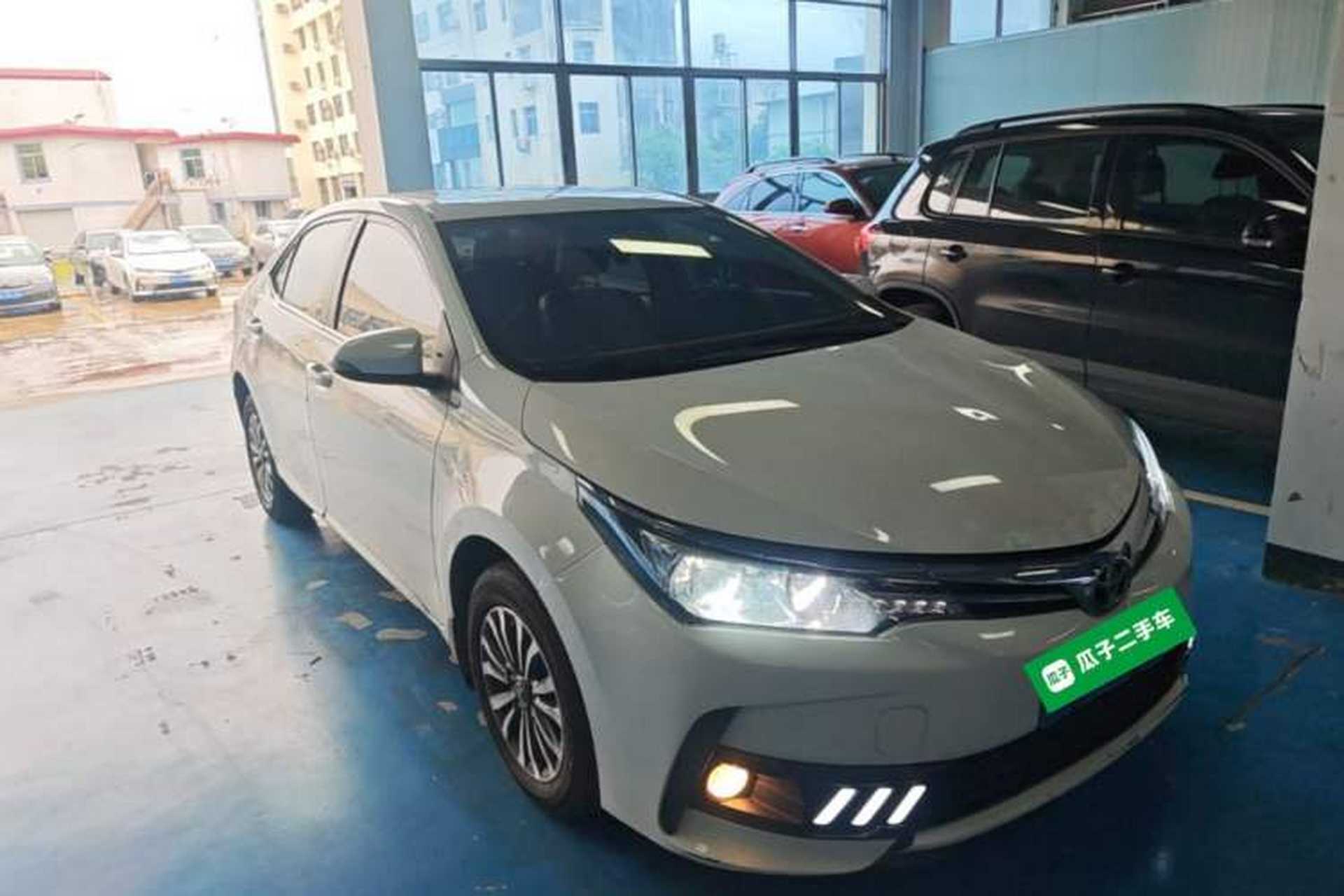 Used Toyota Corolla 2017 Revised Version 1.2T S-CVT GL-i Front Right 45 Deg