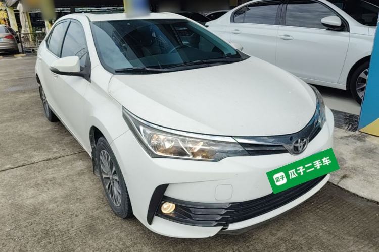 Used Toyota Corolla 2017 Revised Version 1.2T S-CVT GL-i Front Right 45 Deg