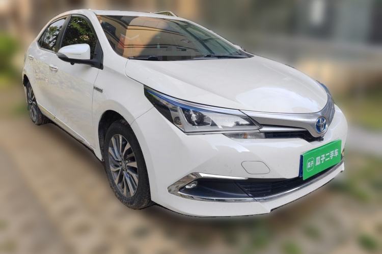 Used Toyota Corolla 2017 Revised Dual-Engine 1.8L E-CVT Elite Edition Front Right 45 Deg