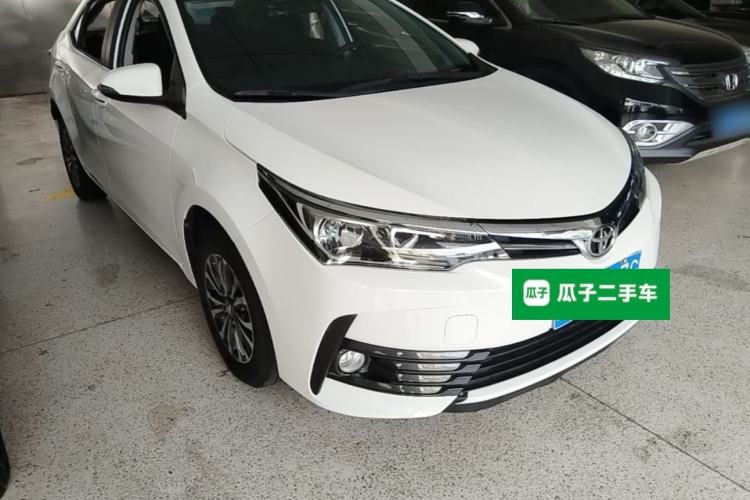 Used Toyota Corolla 2017 Revised Version 1.2T S-CVT GL Front Right 45 Deg