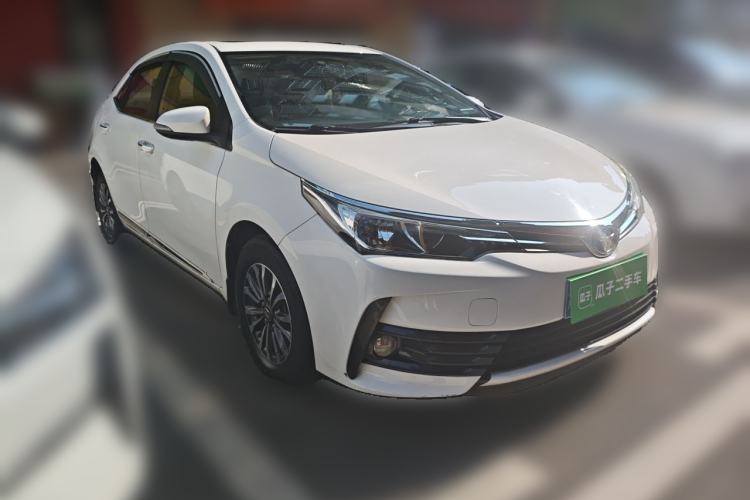 Used Toyota Corolla 2017 Revised Version 1.2T S-CVT GL-i Front Right 45 Deg