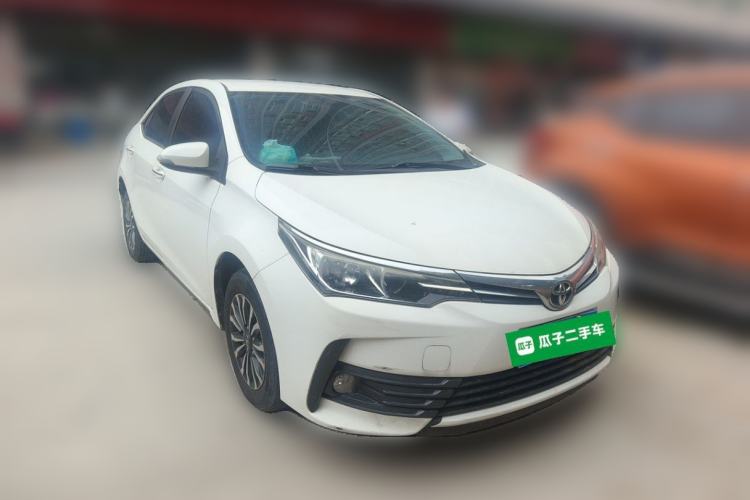 Used Toyota Corolla 2017 Revised Version 1.2T S-CVT GL Front Right 45 Deg