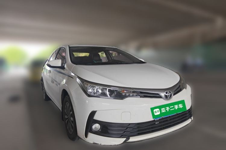 Used Toyota Corolla 2017 Revised Version 1.2T S-CVT GL Front Right 45 Deg