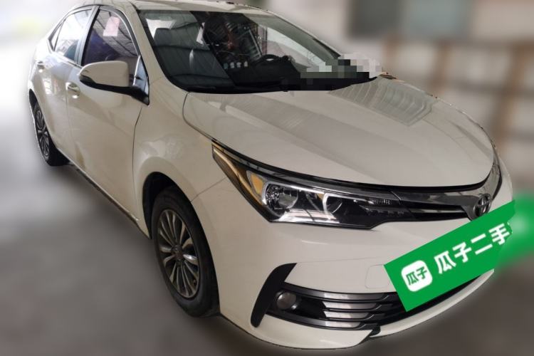 Used Toyota Corolla 2017 Revised Version 1.2T S-CVT GL Front Right 45 Deg