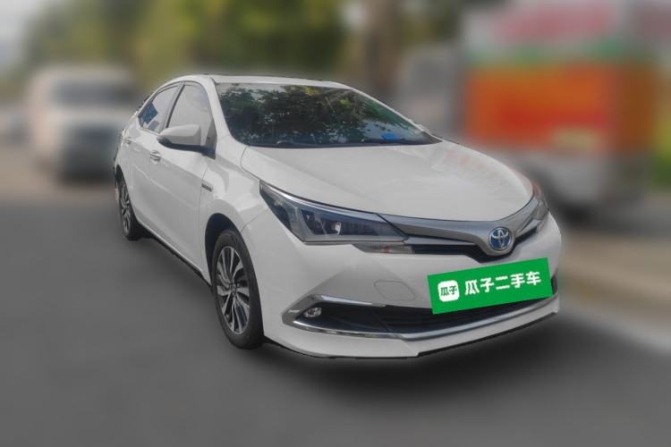 Used Toyota Corolla 2017 Revised Dual-Engine 1.8L E-CVT Leading Edition Front Right 45 Deg