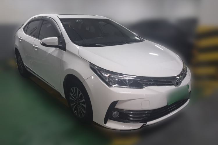 Used Toyota Corolla 2017 Revised Version 1.2T S-CVT GL-i Front Right 45 Deg